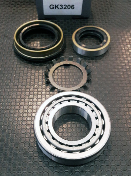 Imagen de Rueda Trasera Kit Nissan Terrano/Trade Diesel/Pathfinder (R50)/Navara/D22 85-25